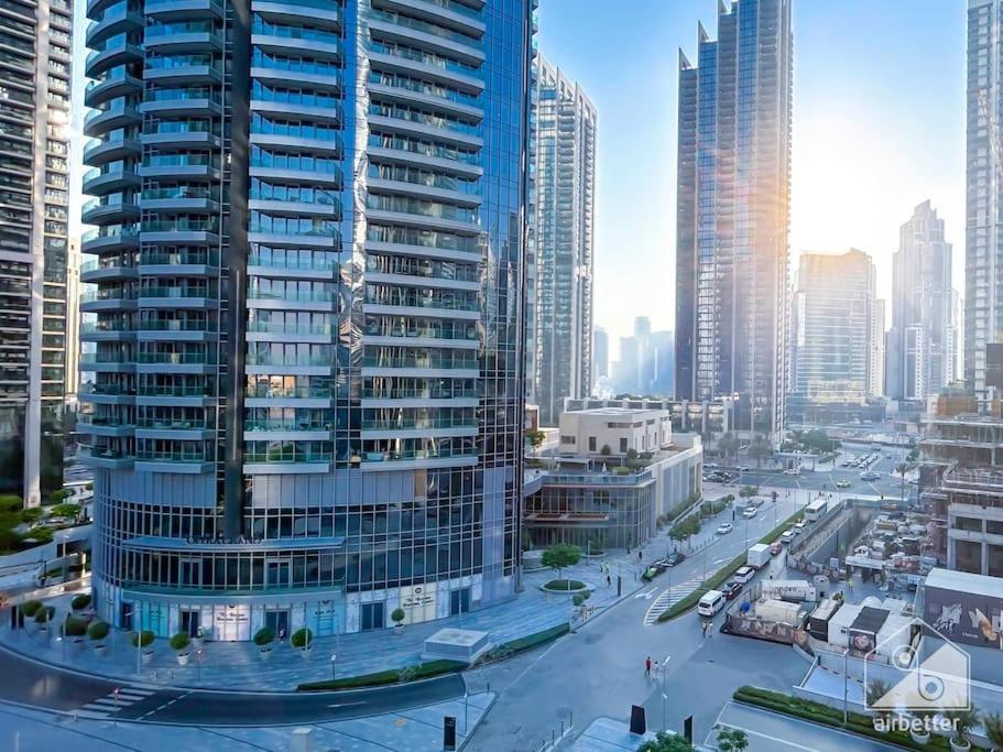 Luxury & Elegance In Downtown Fountain Views *